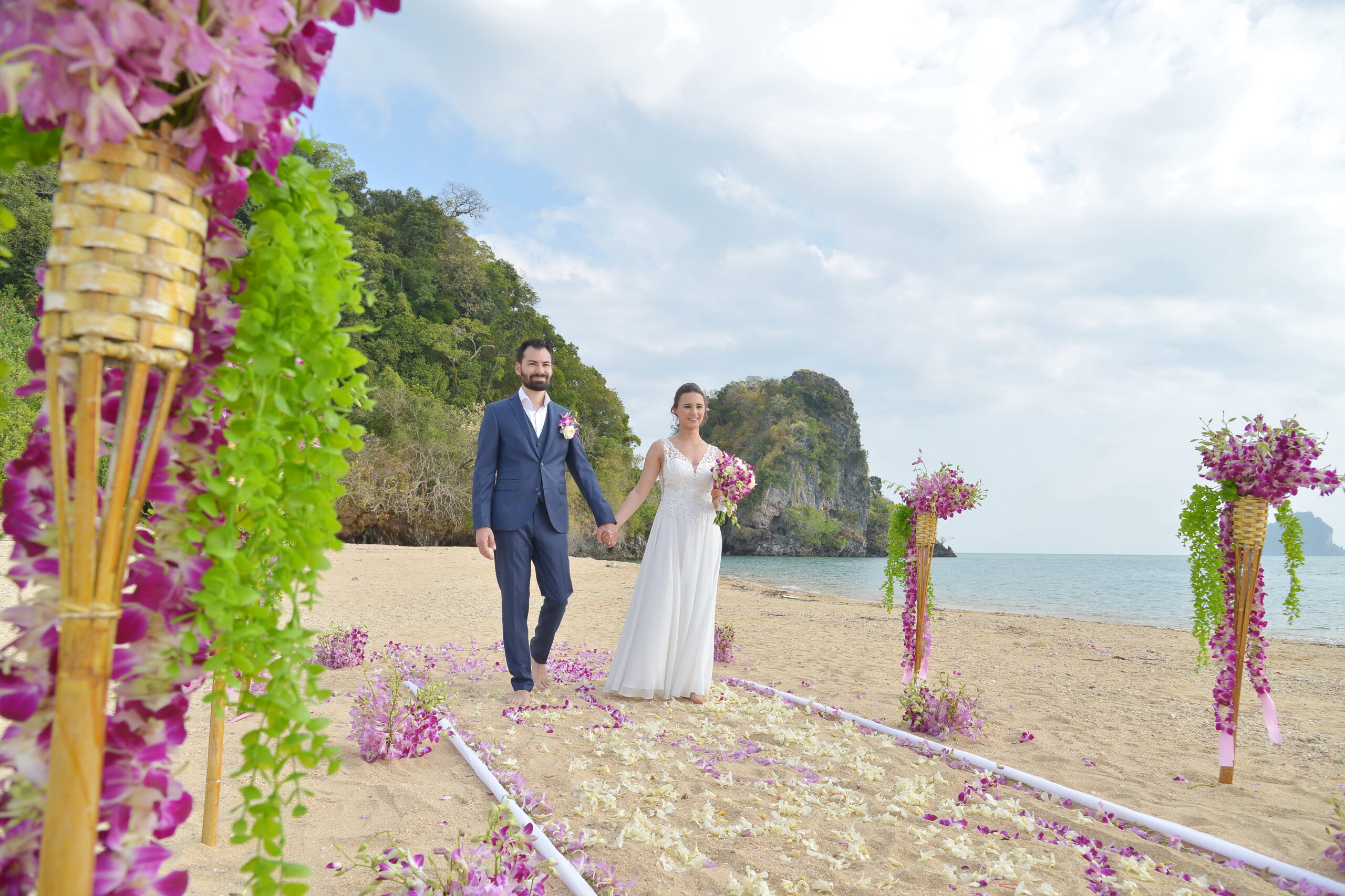 PHOTOS koh nok beach wedding ceremony package kristiana philipp 16